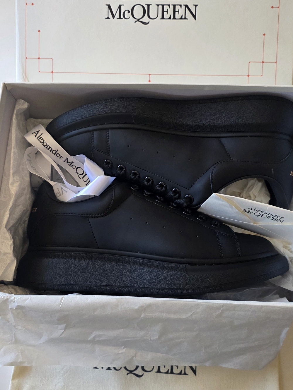 NEW with Tags Alexander McQueen Matte Black Low-Top Leather Sneakers Men Size 46